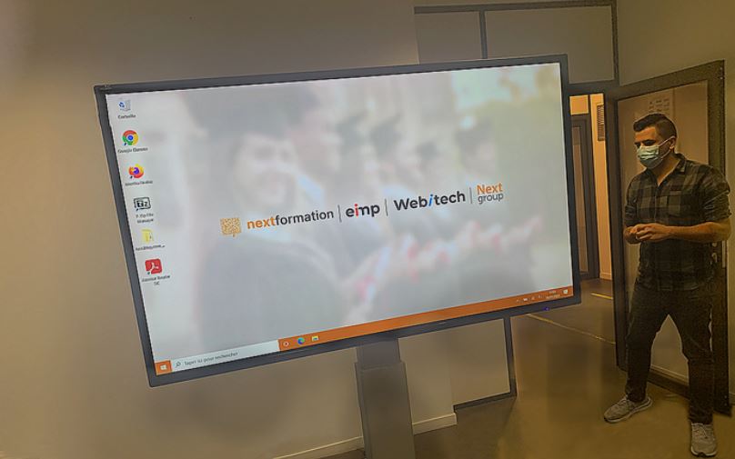 Installation de l'écran interactif Easypitch chez Next Formation